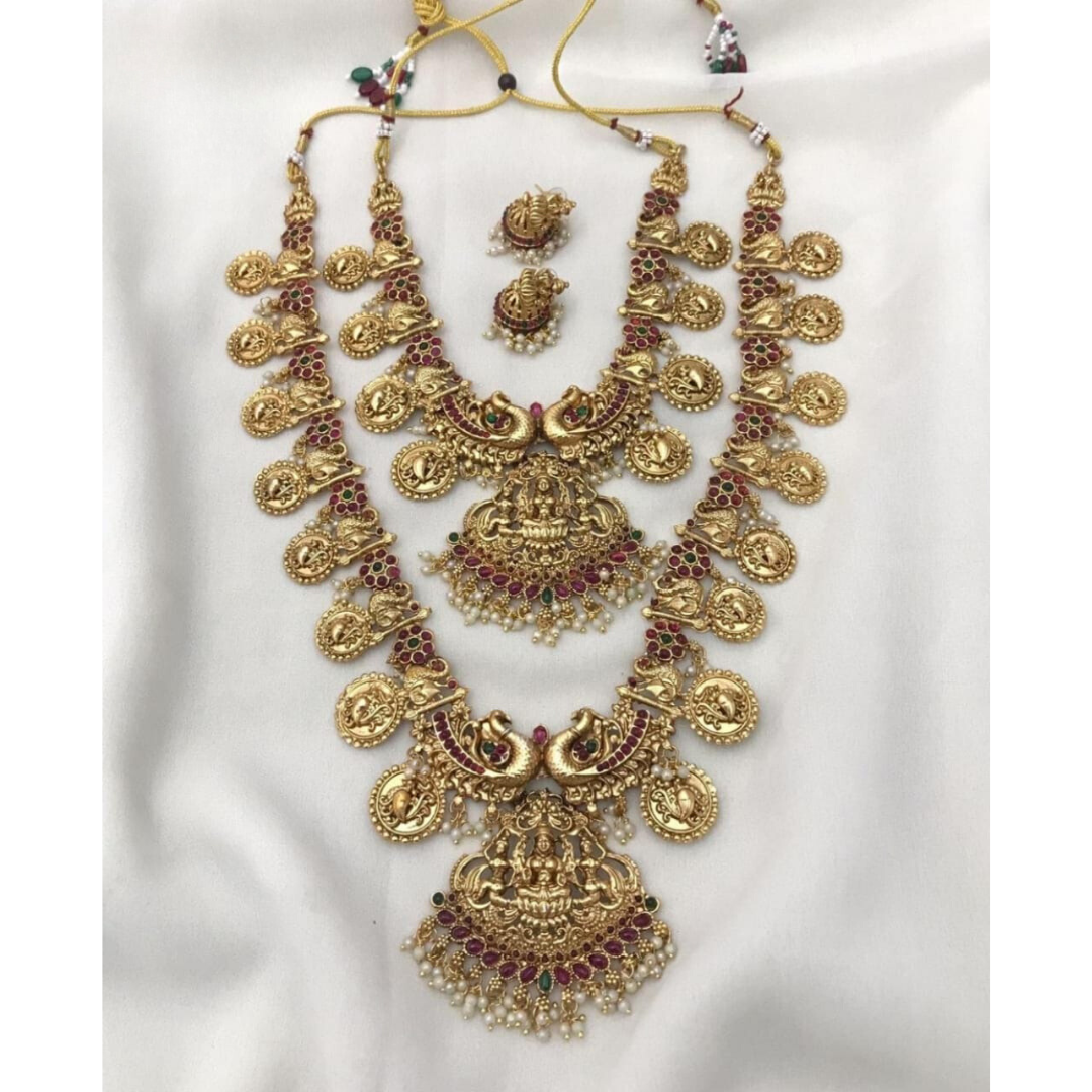 Gold Elegant Temple Bridal Jewellery Set SNK033