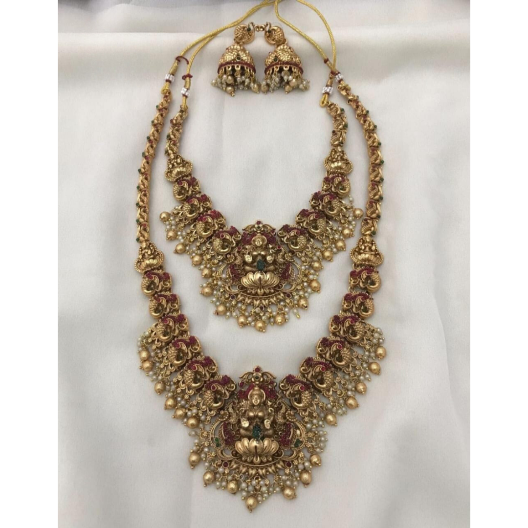 Gold Elegant Temple Bridal Jewellery Set SNK035