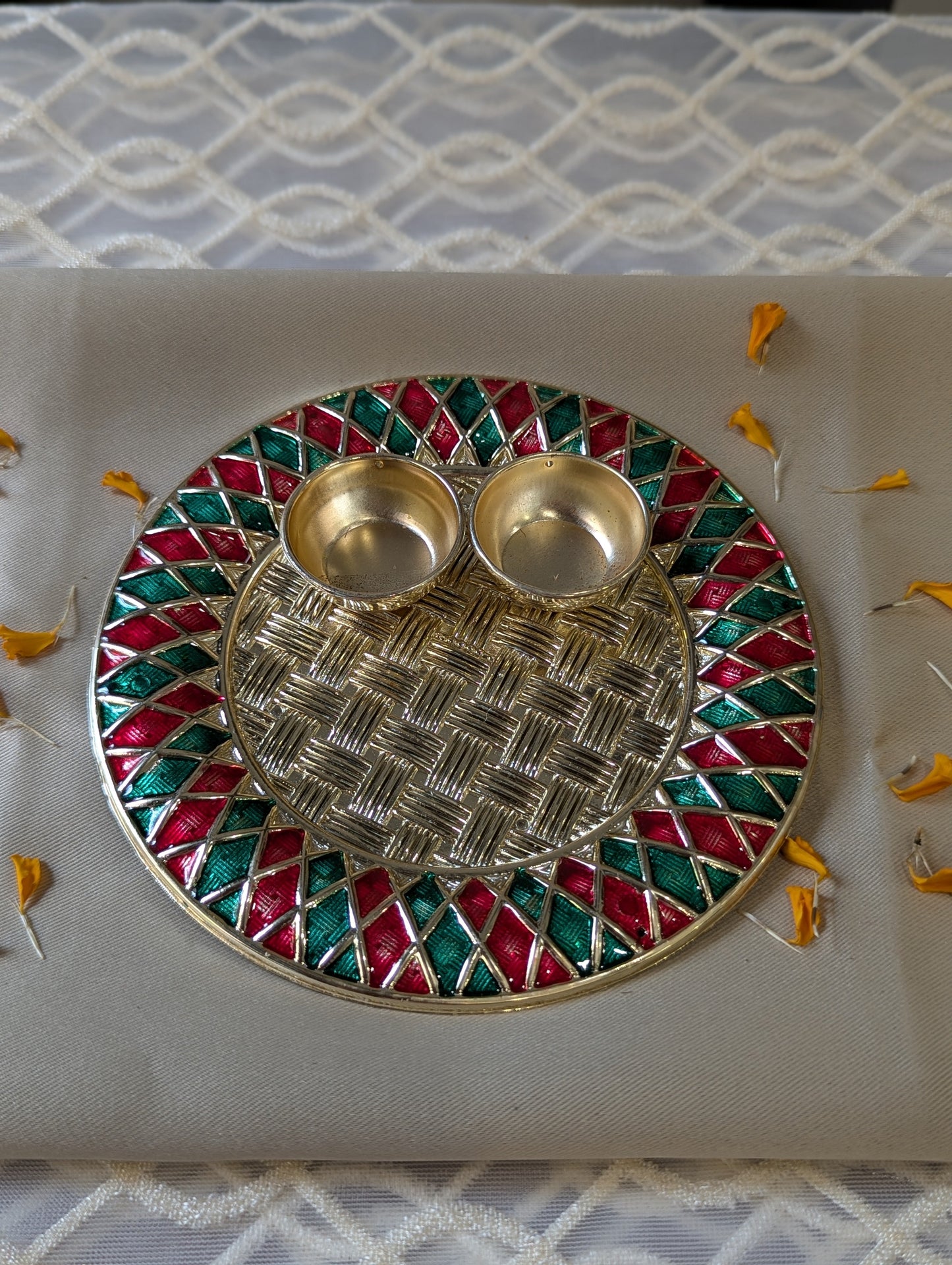 Roli Chawal Cum Rangoli in Round Shape